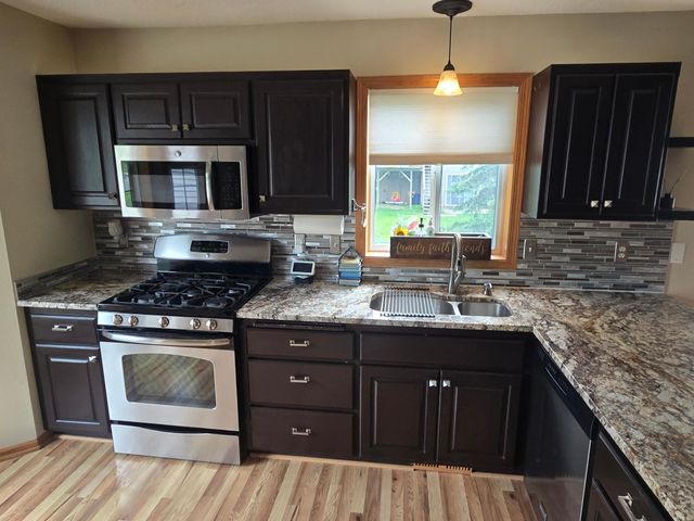 12362 195th Avenue NW, Elk River, MN 55330