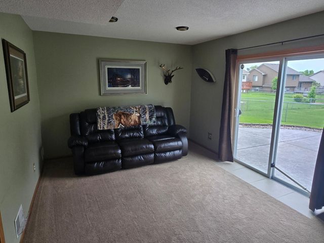 12362 195th Avenue NW, Elk River, MN 55330