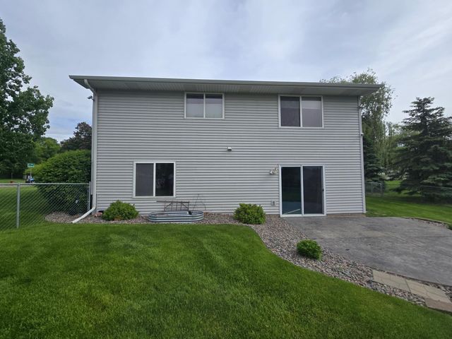 12362 195th Avenue NW, Elk River, MN 55330