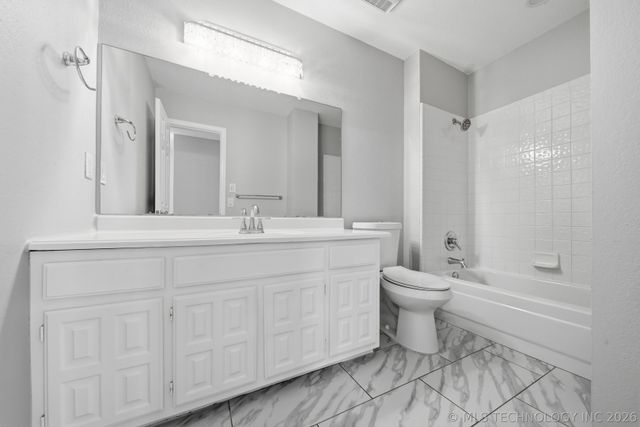 1226 Forest Lane, Catoosa, OK 74015