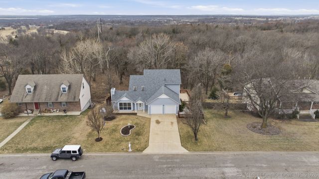 1226 Forest Lane, Catoosa, OK 74015