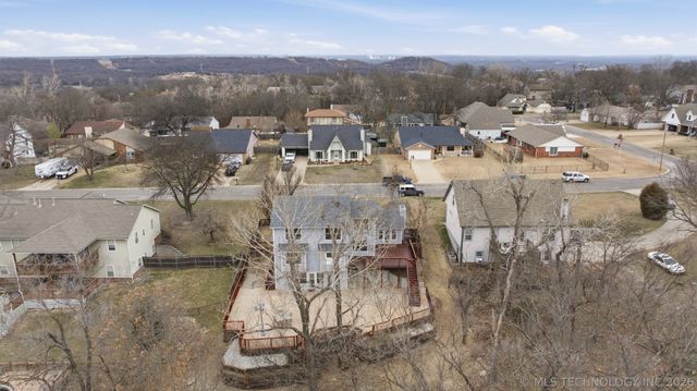 1226 Forest Lane, Catoosa, OK 74015