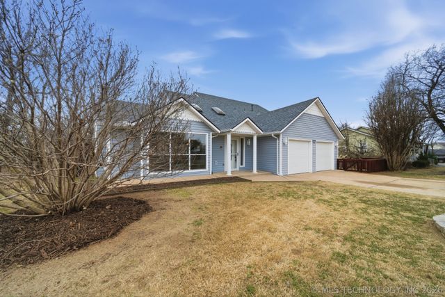 1226 Forest Lane, Catoosa, OK 74015