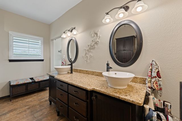 4515 E Renfro Street, Alvarado, TX 76009