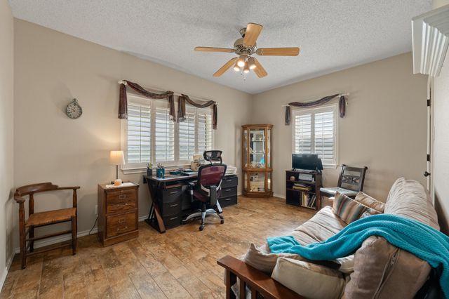 4515 E Renfro Street, Alvarado, TX 76009