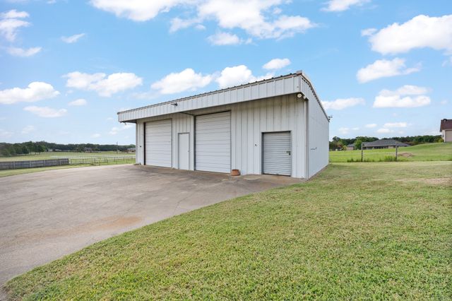 4515 E Renfro Street, Alvarado, TX 76009