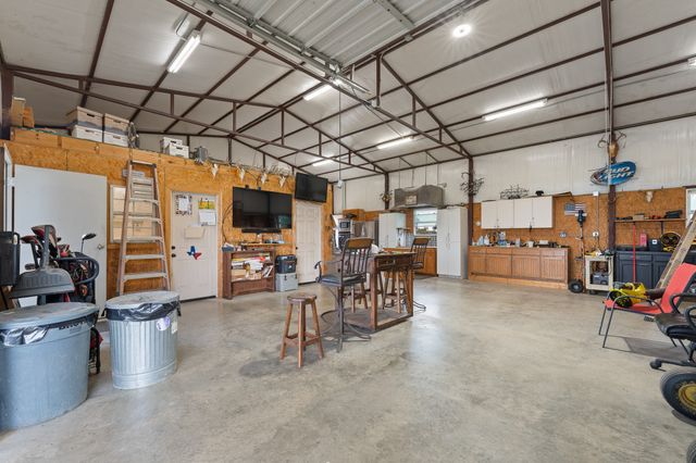 4515 E Renfro Street, Alvarado, TX 76009