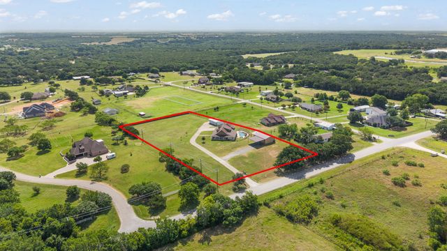 4515 E Renfro Street, Alvarado, TX 76009