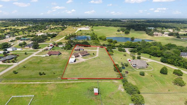 4515 E Renfro Street, Alvarado, TX 76009