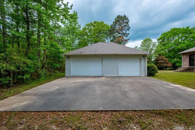 4051 Whitney Lane, Benton, AR 72019