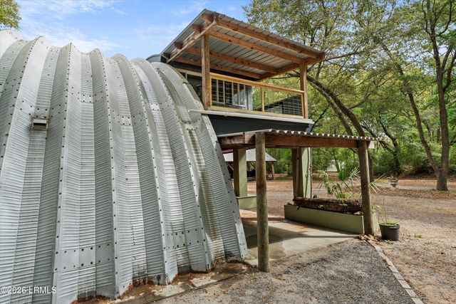 85 Friendship Lane, Beaufort, SC 29907