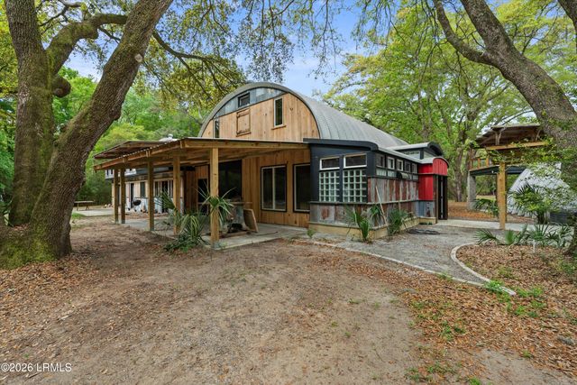 85 Friendship Lane, Beaufort, SC 29907