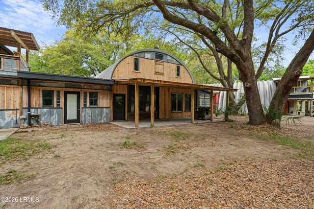 85 Friendship Lane, Beaufort, SC 29907