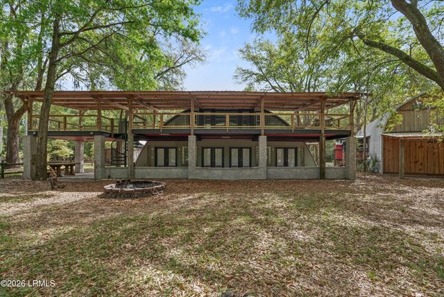 85 Friendship Lane, Beaufort, SC 29907