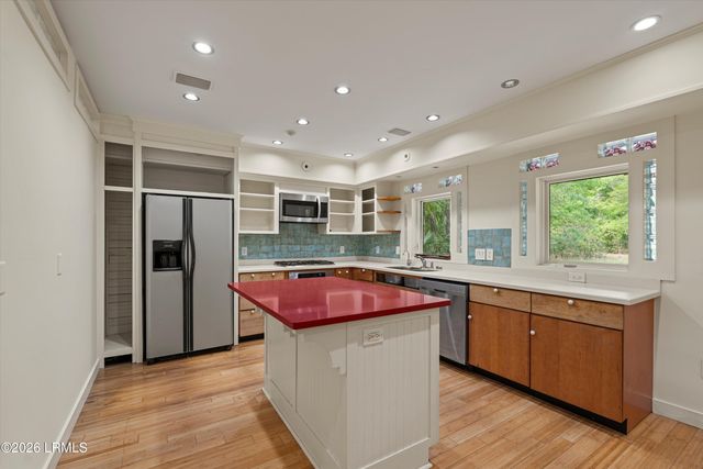 85 Friendship Lane, Beaufort, SC 29907