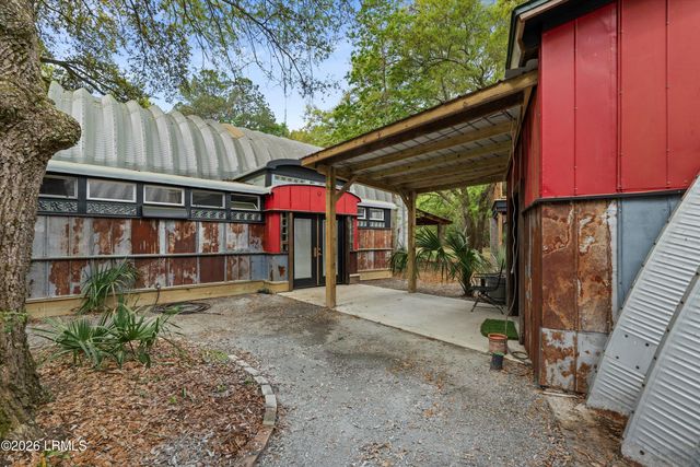 85 Friendship Lane, Beaufort, SC 29907
