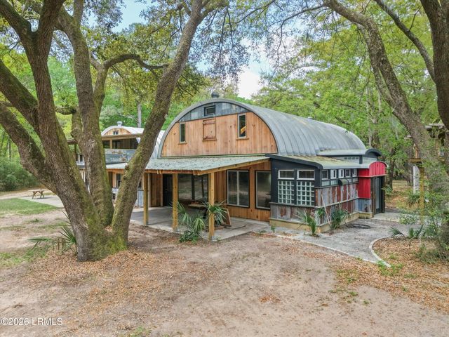 85 Friendship Lane, Beaufort, SC 29907