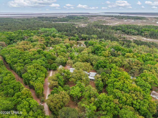 85 Friendship Lane, Beaufort, SC 29907