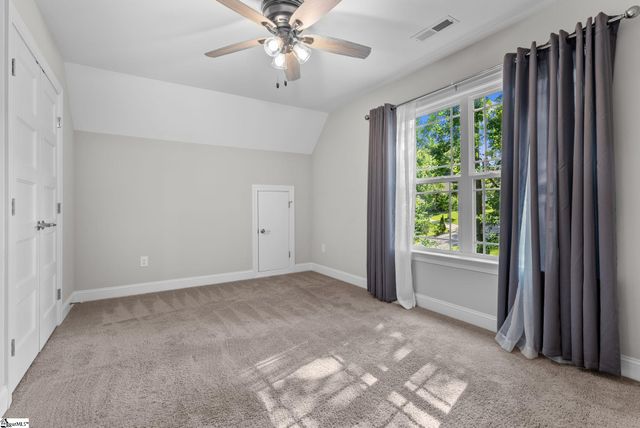 8 Spur Drive, Travelers Rest, SC 29690