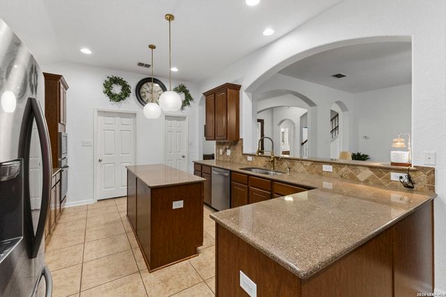 24939 CLOUDY CRK, San Antonio, TX 78255