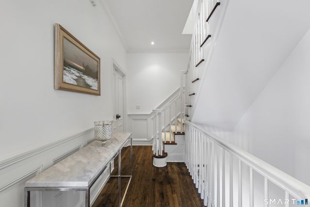 2 Old Church Road 1, Greenwich, CT 06830