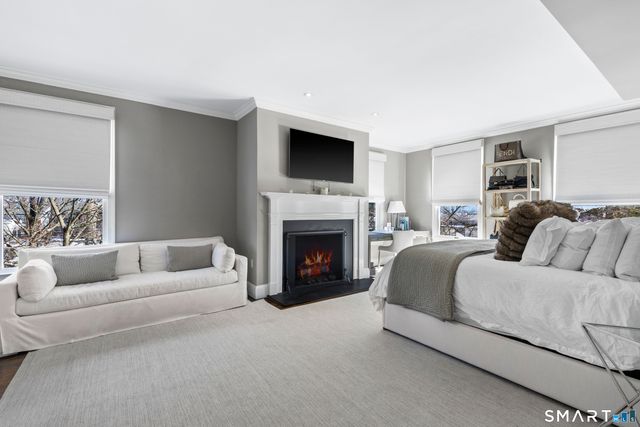 2 Old Church Road 1, Greenwich, CT 06830