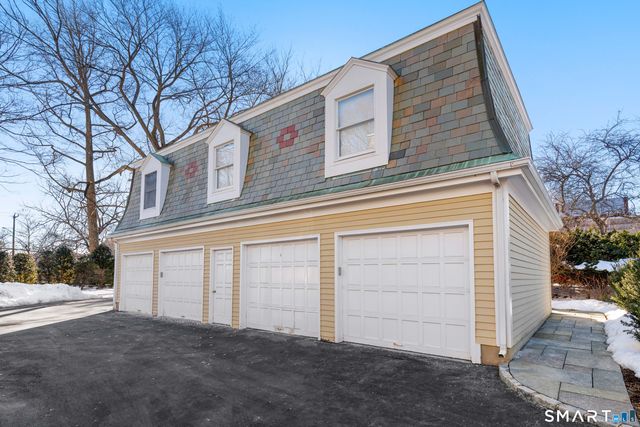 2 Old Church Road 1, Greenwich, CT 06830