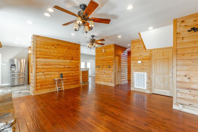 2322 Mowbray Pike, Soddy Daisy, TN 37379