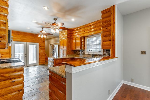 2322 Mowbray Pike, Soddy Daisy, TN 37379