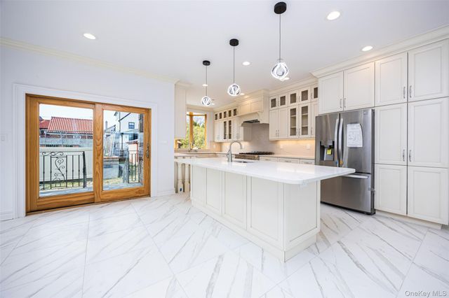 10-42 Utopia Parkway, Beechhurst, NY 11357