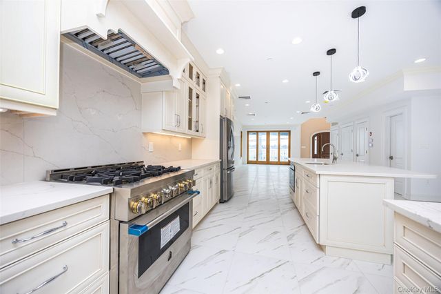 10-42 Utopia Parkway, Beechhurst, NY 11357