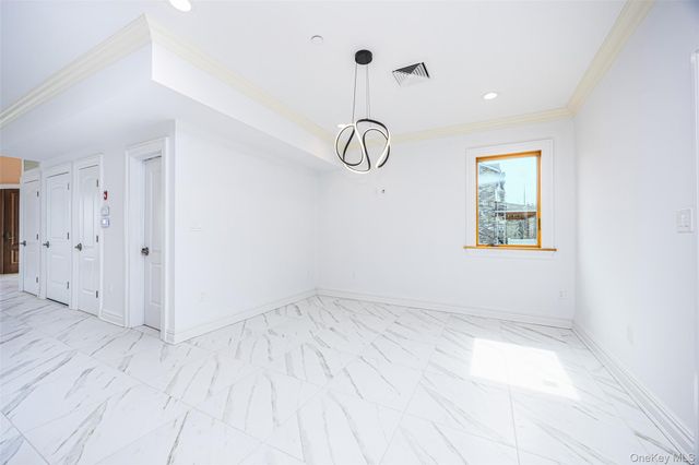 10-42 Utopia Parkway, Beechhurst, NY 11357