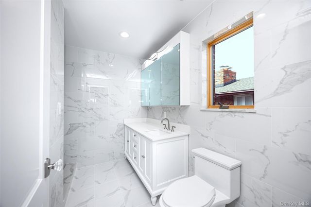 10-42 Utopia Parkway, Beechhurst, NY 11357