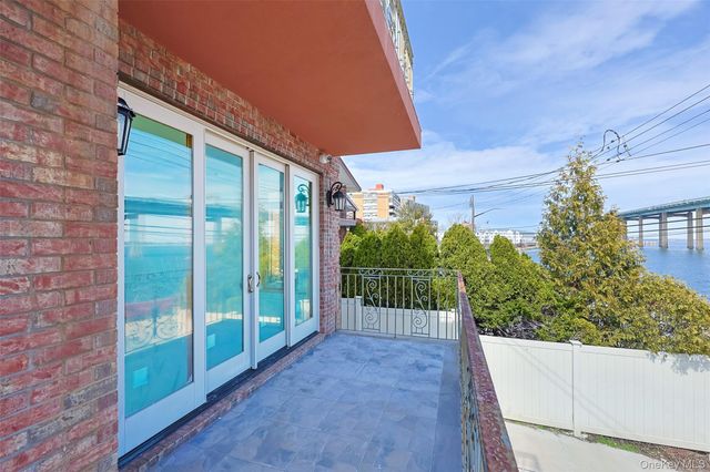 10-42 Utopia Parkway, Beechhurst, NY 11357