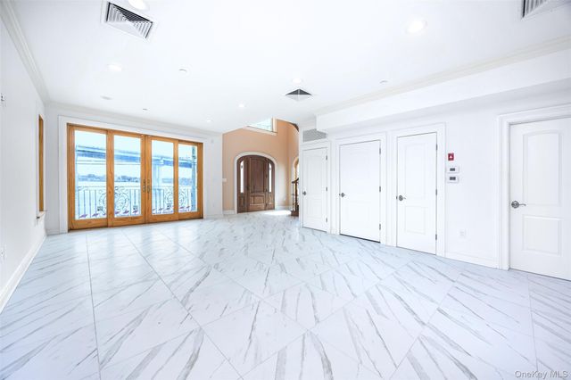 10-42 Utopia Parkway, Beechhurst, NY 11357