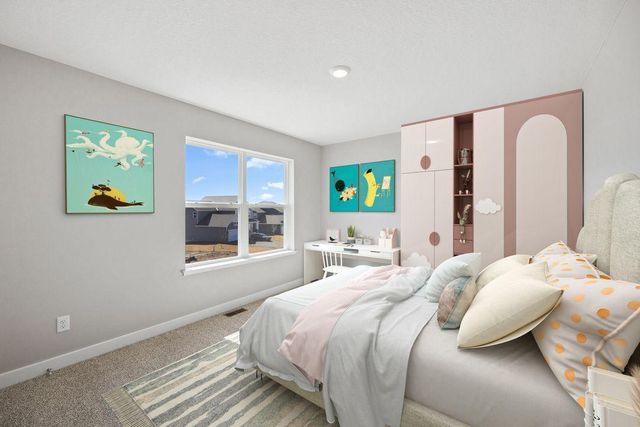 887 Laurel Court, Chaska, MN 55318