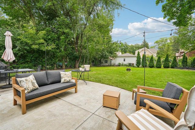 5726 S 113th STREET, Hales Corners, WI 53130