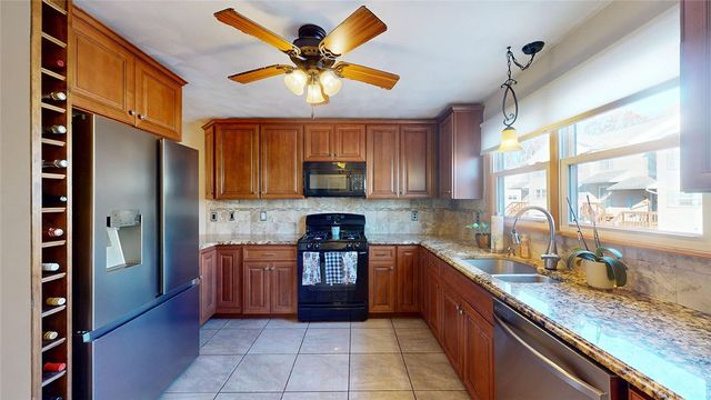 1603 Plainfield Pike D5, Johnston, RI 02919