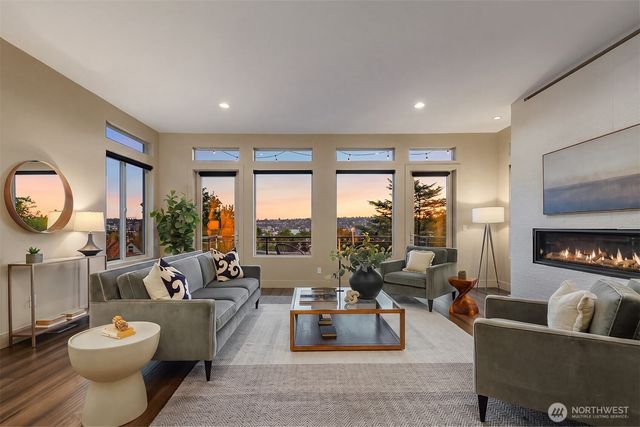 4025 Burton Place W, Seattle, WA 98199