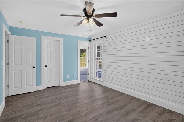 420 Sherwood Drive, Seneca, SC 29678