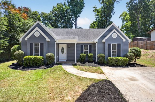 420 Sherwood Drive, Seneca, SC 29678