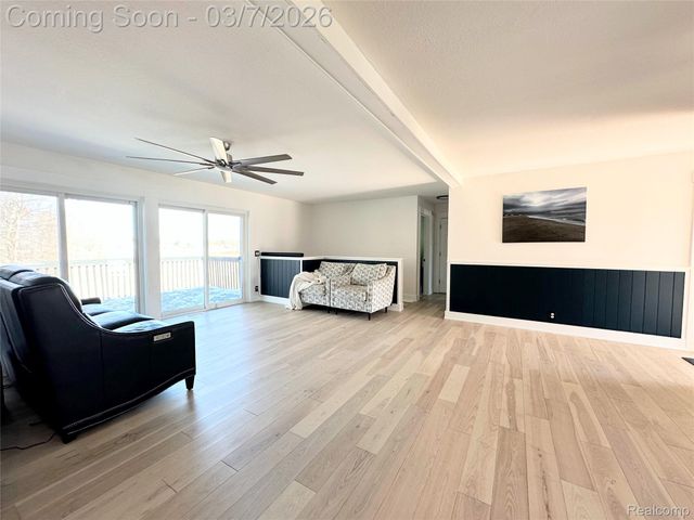 1509 Oregon Court, Waterford Charter Township, MI 48327