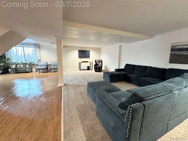 1509 Oregon Court, Waterford Charter Township, MI 48327