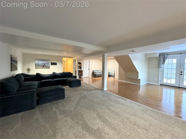 1509 Oregon Court, Waterford Charter Township, MI 48327