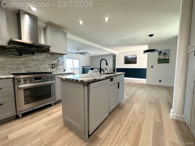 1509 Oregon Court, Waterford Charter Township, MI 48327