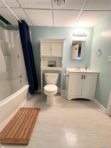 1509 Oregon Court, Waterford Charter Township, MI 48327