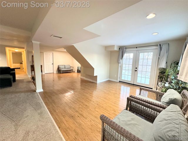 1509 Oregon Court, Waterford Charter Township, MI 48327