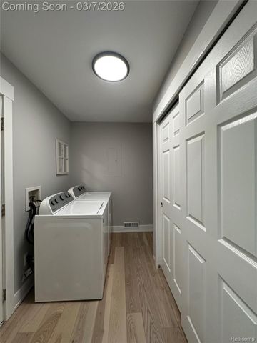 1509 Oregon Court, Waterford Charter Township, MI 48327