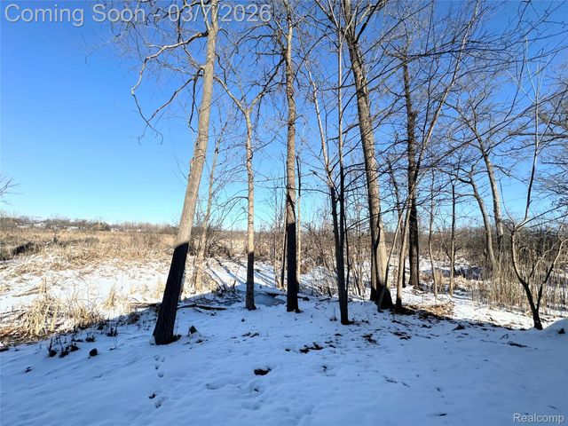 1509 Oregon Court, Waterford Charter Township, MI 48327