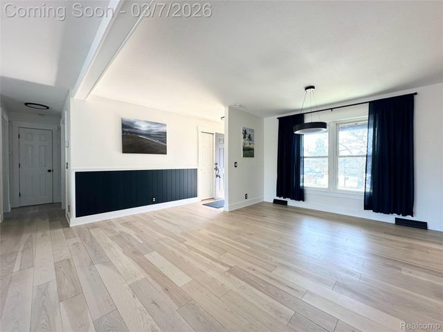 1509 Oregon Court, Waterford Charter Township, MI 48327